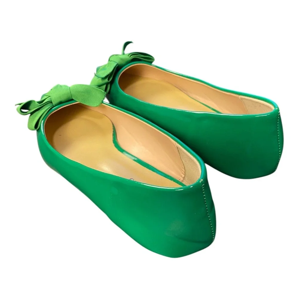 C Paravano Emerald Green Patent Bow Pointed Toe Flats Size 39‎